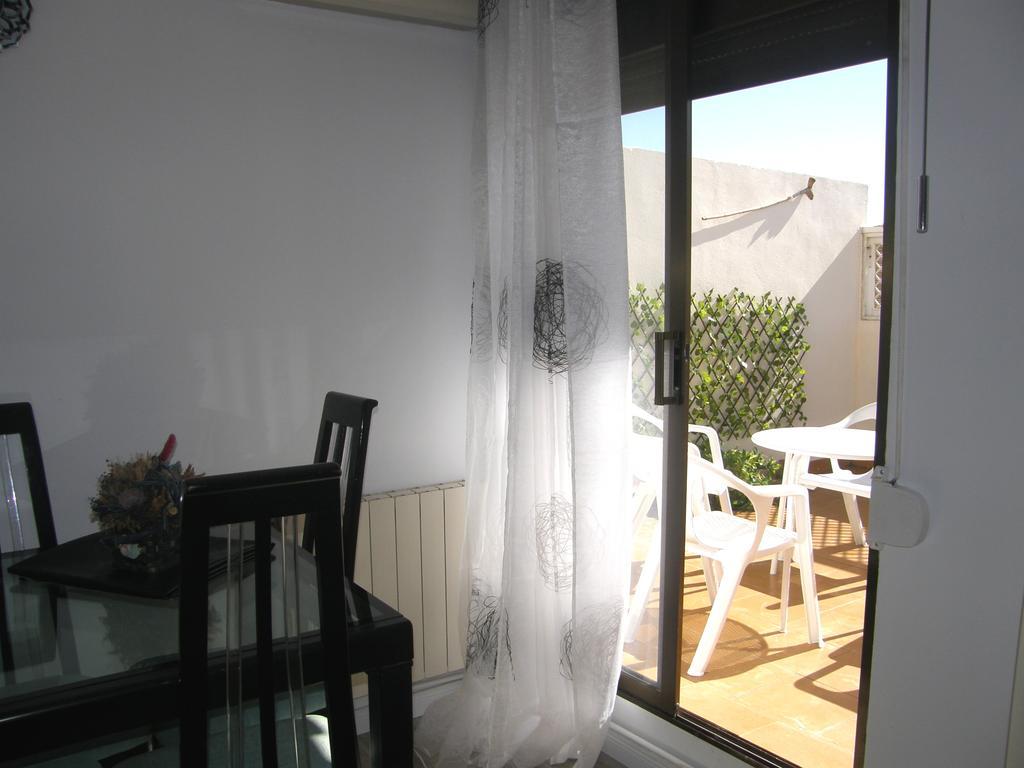 Atico Con Terraza En La Jota Apartment Zaragoza Luaran gambar