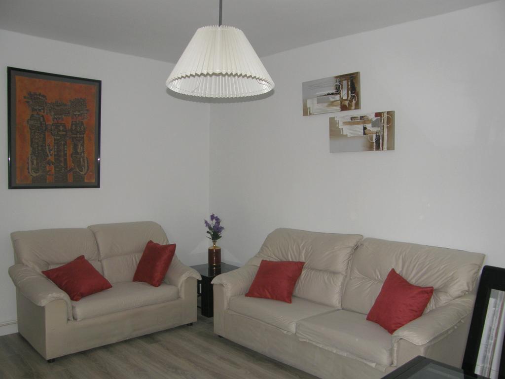 Atico Con Terraza En La Jota Apartment Zaragoza Luaran gambar