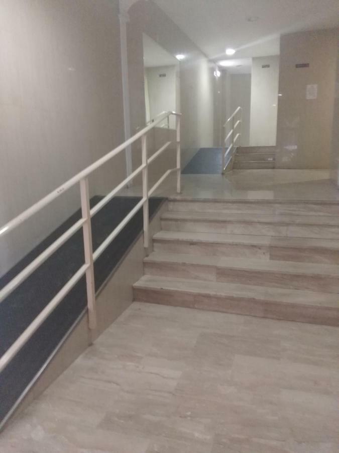 Atico Con Terraza En La Jota Apartment Zaragoza Luaran gambar