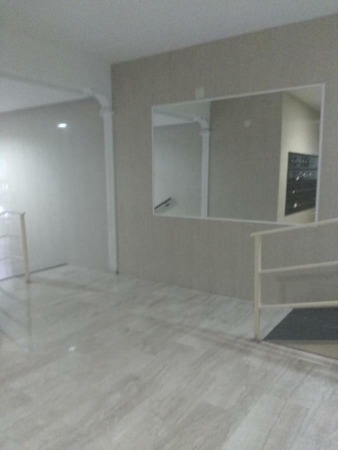 Atico Con Terraza En La Jota Apartment Zaragoza Luaran gambar